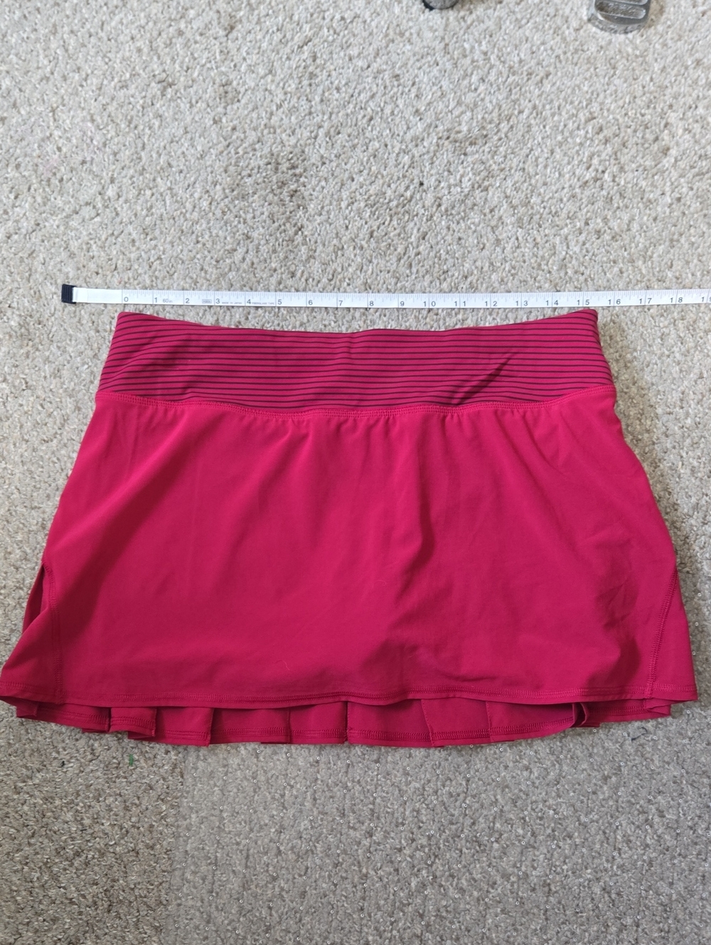 Lululemon Athletic Lipstick Red Skort with Pleated skirt